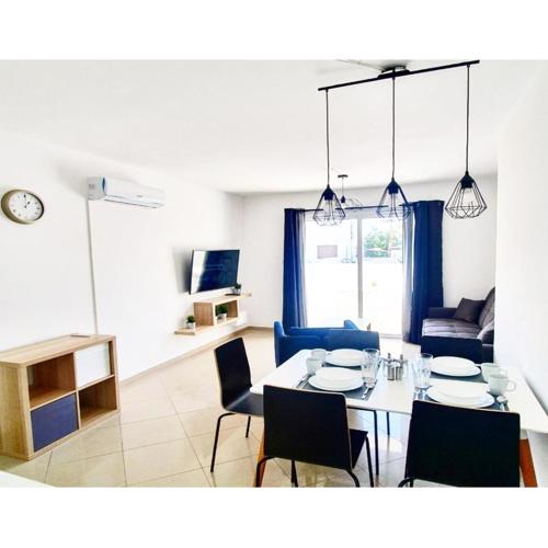 Secondhome102
