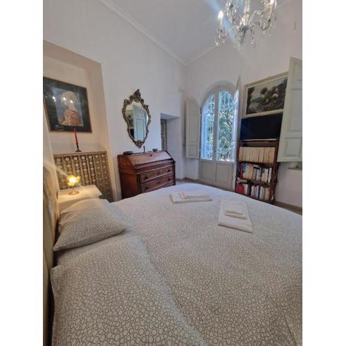 Secret villa\