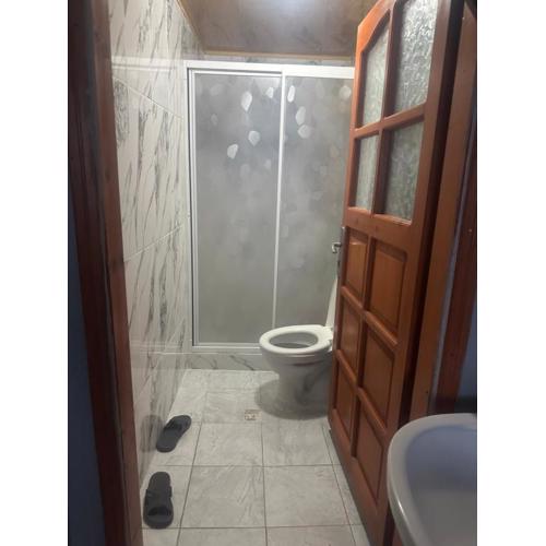 Şehir ve doğa manzaralı
