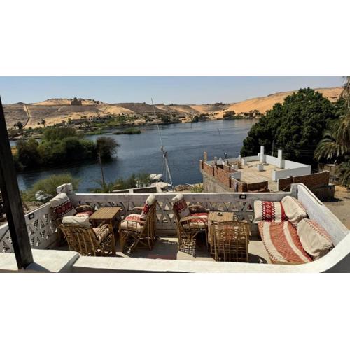 Seko Kato Nile View Hostel