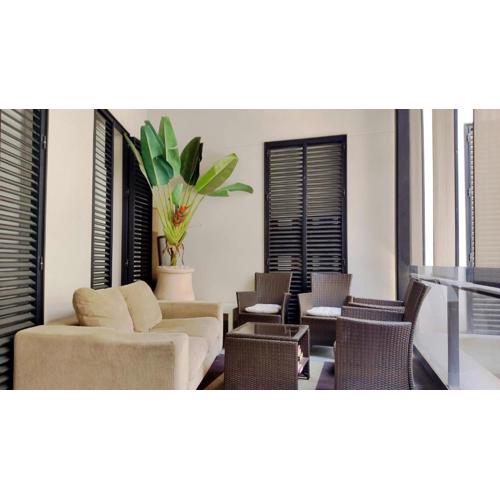 Selecta Elegante Apartamento con Patio en Centro Historico
