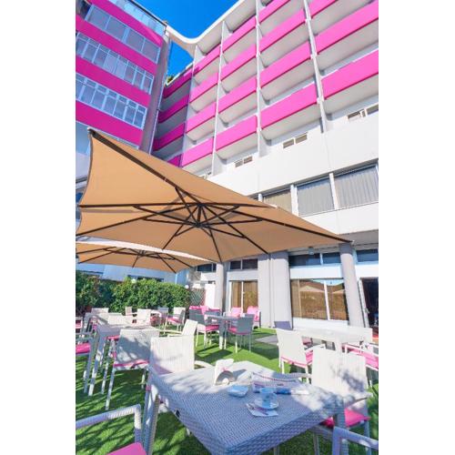 SenB Hotel