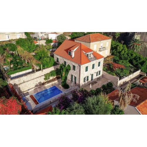 Sensational Dubrovnik Villa Villa Filia 6 Bedrooms Overlooking Dubrovnik City Walls Old Town