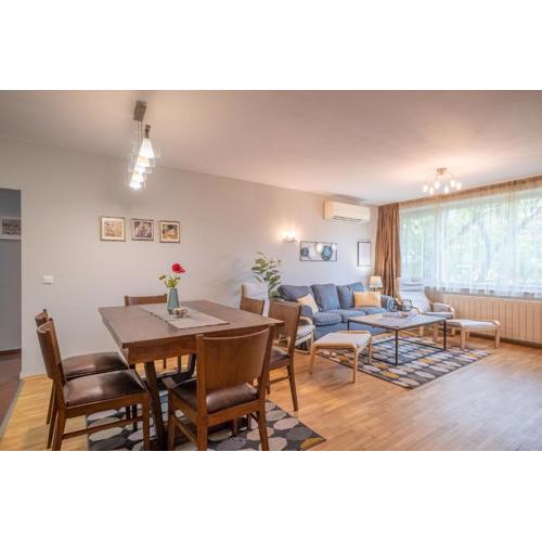 Serdica top center - 3 berdoom cosy apartment
