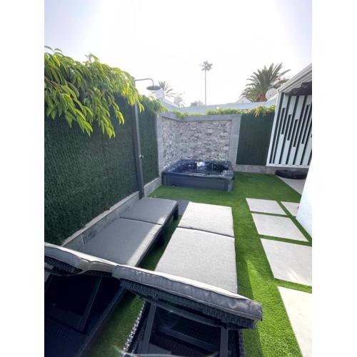 SerenArty Beach Flor con jacuzzi