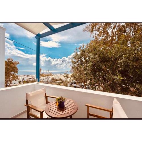 Serenite Santorini Getaway offering 2 Bedrooms and Stunning Sea Views