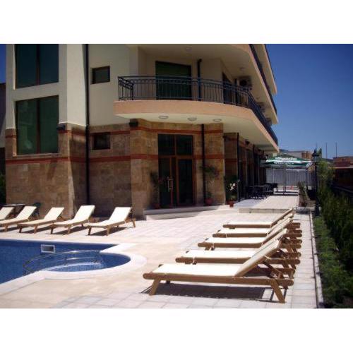 Serenity Hotel