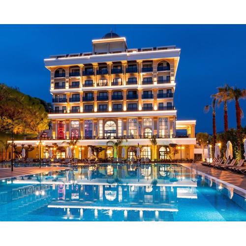 Serenity Queen Hotel