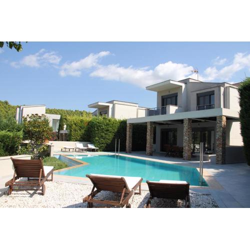Serenity Villa in Sani