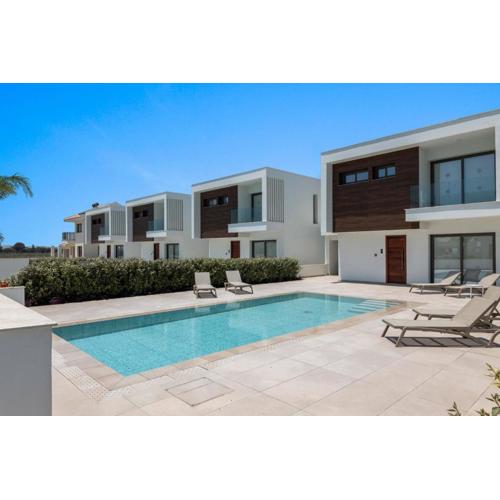 Serenity Waves Villa 9