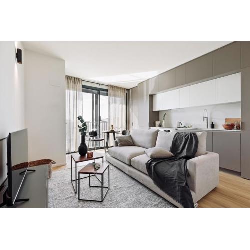 Serrat - 1 bedroom and office in Poblenou