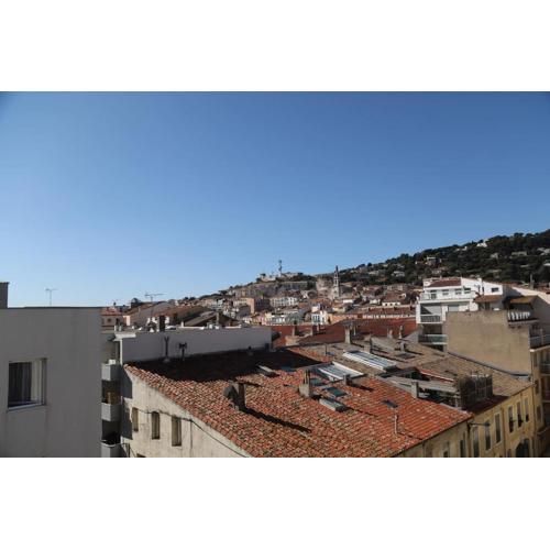Sète - bel appartement 4 étoiles avec terrasse vue Saint Clair - plein centre - garage