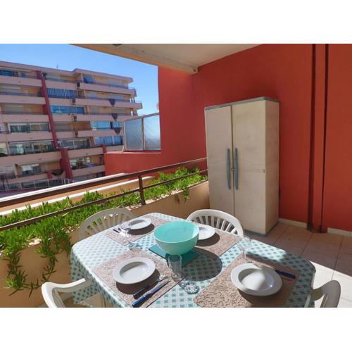 Sète: T2 avec terrasse couverte, piscine et parking en résidence front de mer - FR-1-472A-306