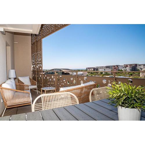 Sete, Thau Indigo B402