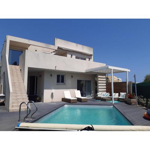 Sete Villa familiale avec piscine en Bord de mer