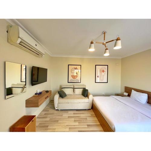 Settle Inn Sodic Eastown Studio