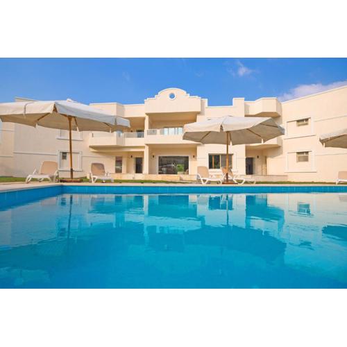 Seven Stays Zayed