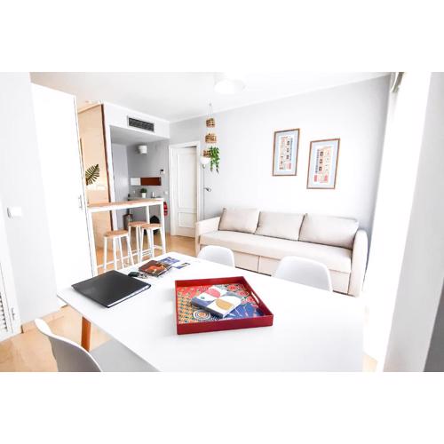 Sevilla Suite Torre Triana, parking free gratis!