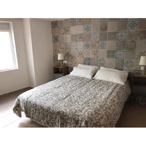 Sevilla Urban Chic 1 BR, Elevator, AC, WiFi, calm