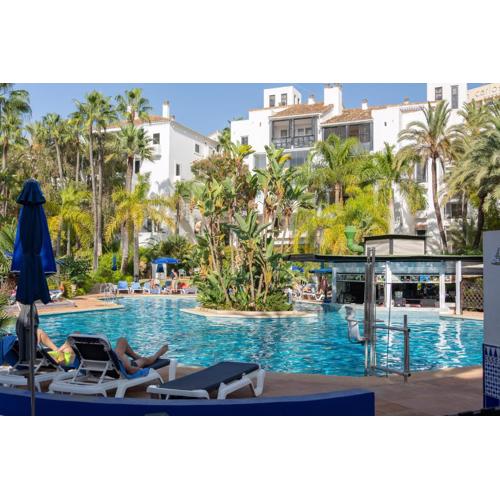 SF Marbella Luxury Beach Apartment - Jardines de las Golondrinas