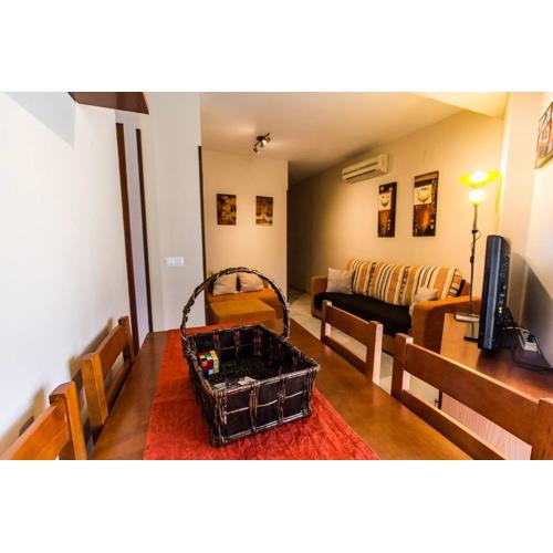 SH 7 Esquinas Apartamento céntrico con parking