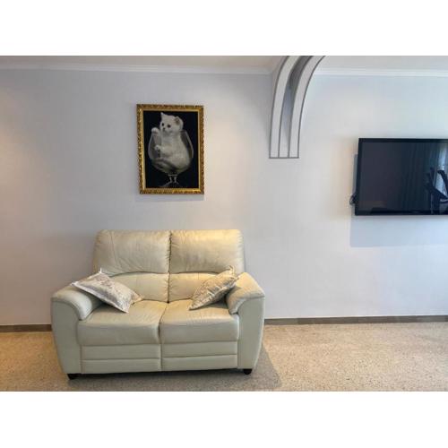 Shared apartment! Piso compartido! Общая квартира!