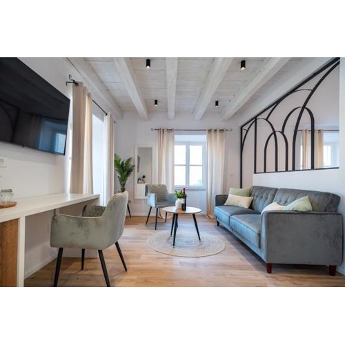 Shee-Lu Suites