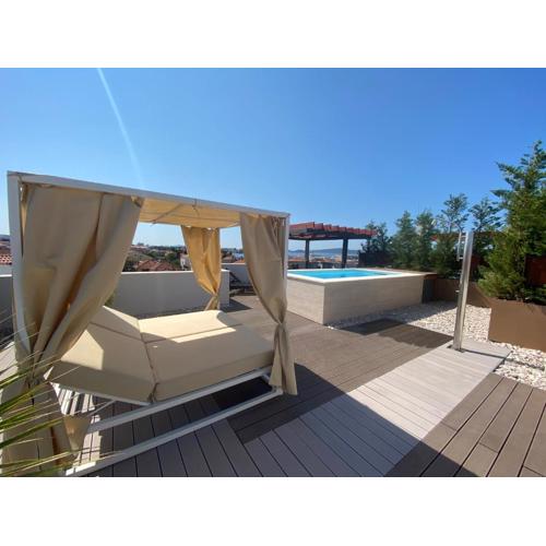 Shell Sky Luxury Penthouse with Private Pool