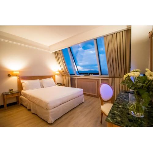 SHG Hotel De La Ville