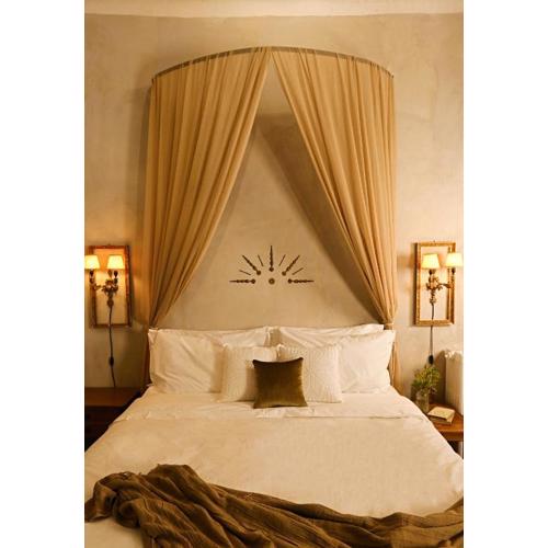 Shila Athens