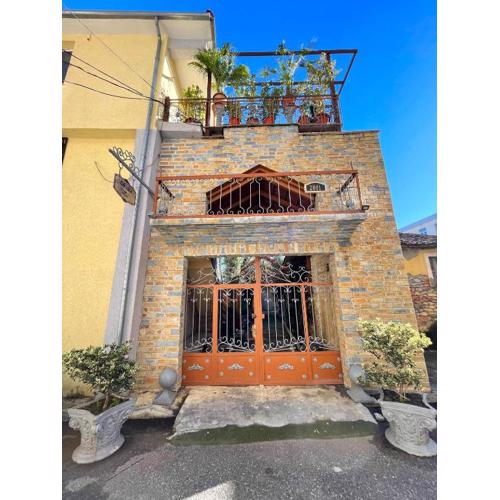 Shkodra Guest House & Trips