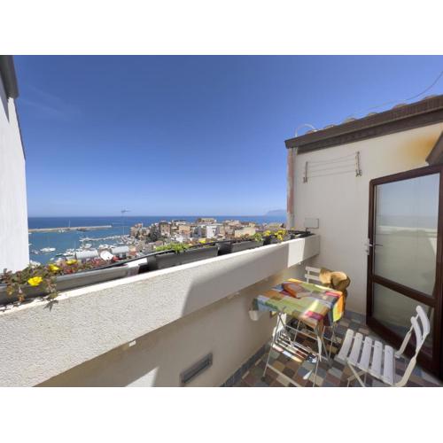 Sicilia Ovest - Sea View Balcony Cerri