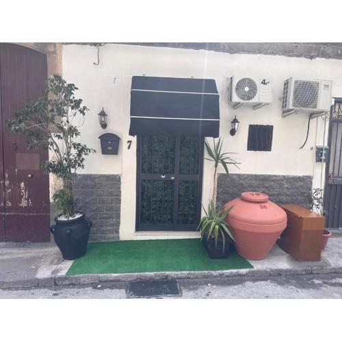 Sicily house 7