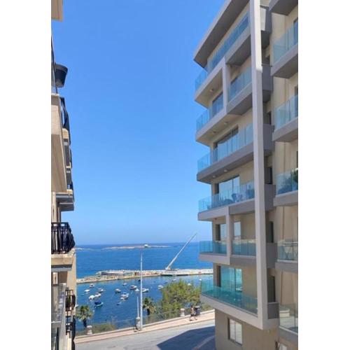 Side Seaview St Pauls Bay Apartment