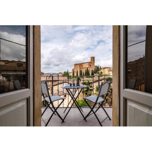 Siena Apt with Stunning Church of San Domenico View