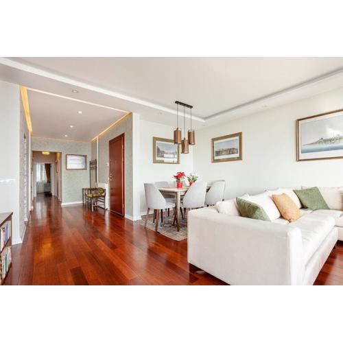 Signature Luxury Apartment at Galataport / Emre 09