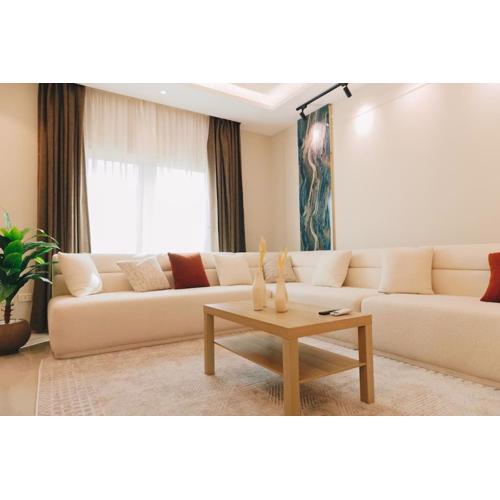 Signature Stays Luxurious Modern Apt
