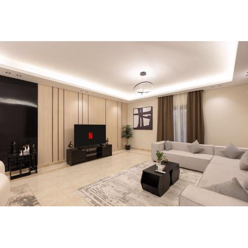 Signature Stays Spacious Luxury Apt