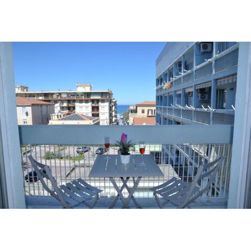 Sikania Apartment