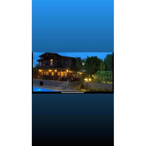 Sile ahşap havuzlu villa