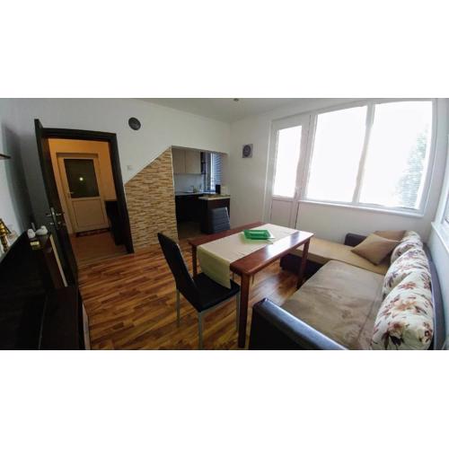 Single Apartment Elit