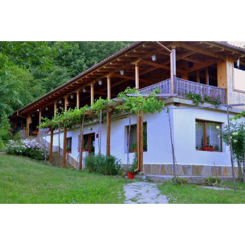 Sinia Vir Eco Residence