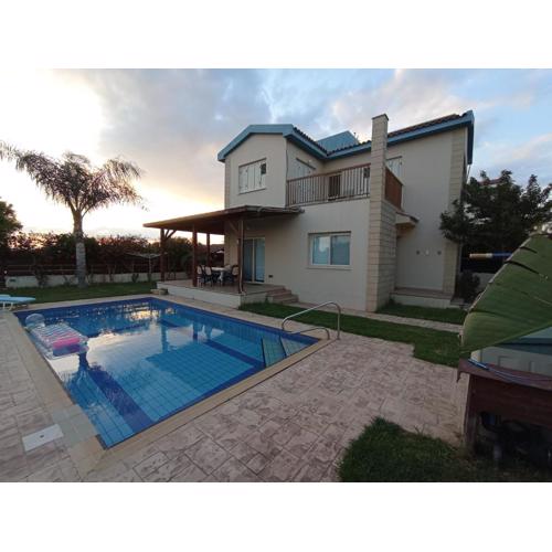SIRENS BEACH GREEN VILLA Licence Number 00792