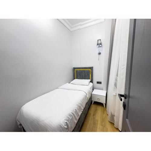 Sisli Holiday 4412