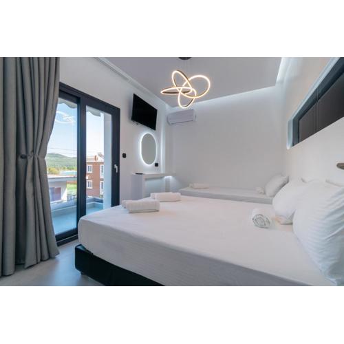 SithoniaRS Luxury 1st Floor Apartment With SeaView