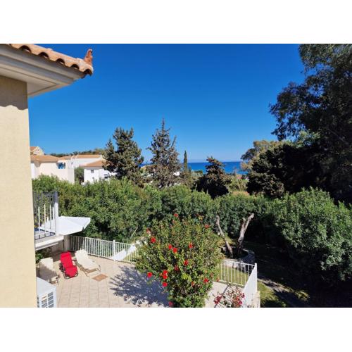 Skala - Villa - Sleeps 7 - Parking - Garden