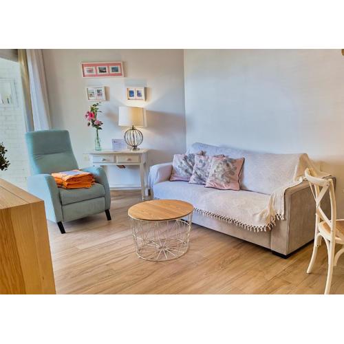 Skol 242 Excellent One Bedroom Apartment with Sea Views