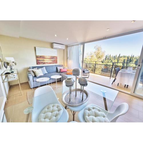 Skol 412. Renovated Two Bedrooms Duplex with Sea View.