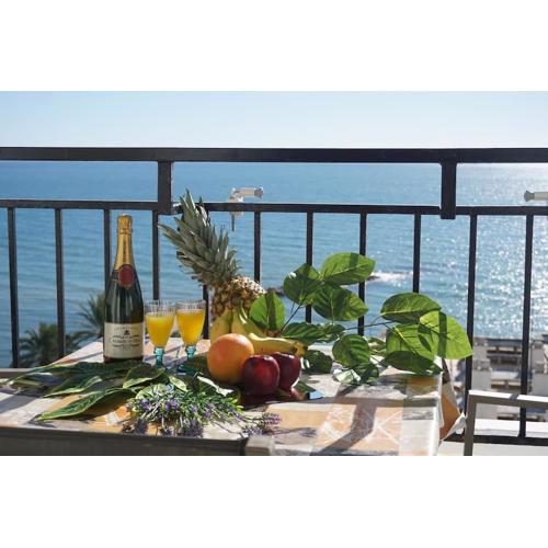 Skol 945B First Line Beach South facing 2 bedroom