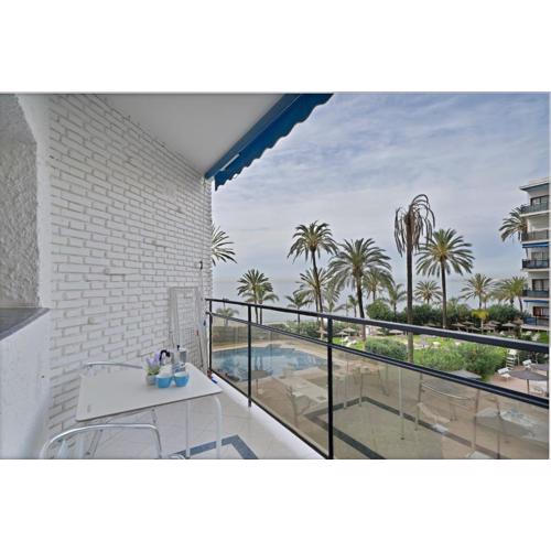 SKOL A103 - Wā Marbella Beach